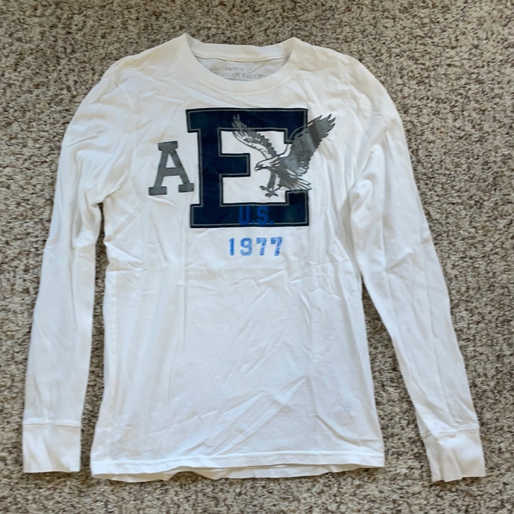 American Eagle men’s long sleeve T-shirt